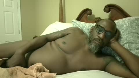 Snapshot of tchsul chatting on 9, 10, 2025 TOUCH online show from 9, 10, 2025