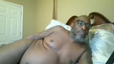 Snapshot of tchsul chatting on 10, 11, 2025 TOUCH online show from 10, 11, 2025