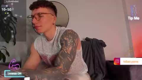 Snapshot of teban_fuckboy chatting on 15, 6, 2026 Esteban online show from 15, 6, 2026