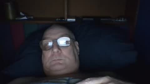 Snapshot of tebb61 chatting on 12, 10, 2025 Mark online show from 12, 10, 2025