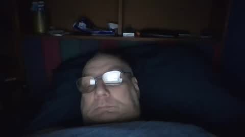 Snapshot of tebb61 chatting on 25, 10, 2025 Mark online show from 25, 10, 2025