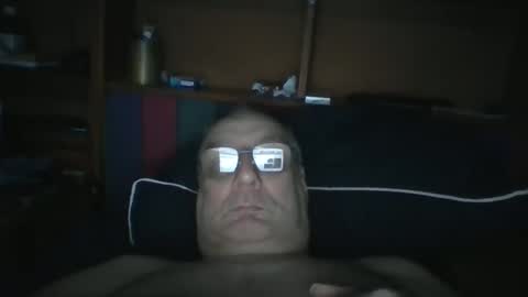 Snapshot of tebb61 chatting on 18, 11, 2025 Mark online show from 18, 11, 2025