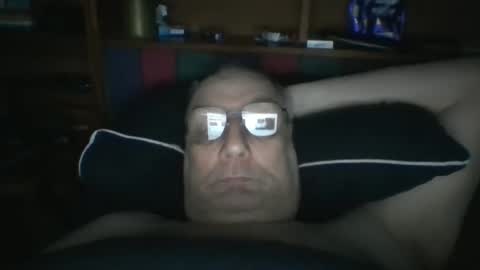 Snapshot of tebb61 chatting on 21, 11, 2025 Mark online show from 21, 11, 2025