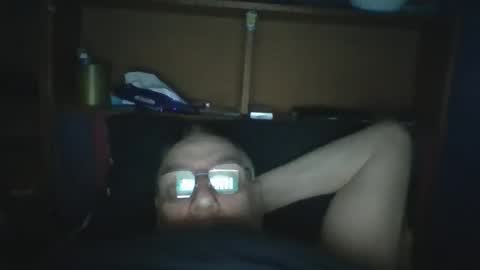 Snapshot of tebb61 chatting on 25, 11, 2025 Mark online show from 25, 11, 2025