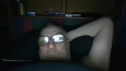 Snapshot of tebb61 chatting on 3, 12, 2025 Mark online show from 3, 12, 2025