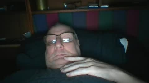 Snapshot of tebb61 chatting on 3, 7, 2026 Mark online show from 3, 7, 2026