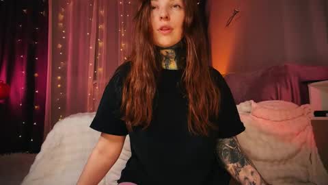 Mary     X TechnoElfff  INST    fansly kissmary online show from 20, 11, 2025