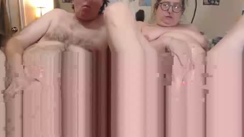 Snapshot of ted1982qqq chatting on 28, 11, 2025 Ted online show from 28, 11, 2025