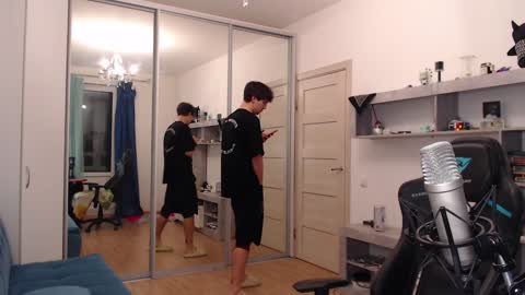 Snapshot of teddy_mode chatting on 13, 12, 2024 Teddy online show from 13, 12, 2024