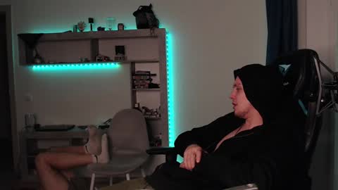 Snapshot of teddy_mode chatting on 16, 12, 2024 Teddy online show from 16, 12, 2024