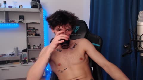 Snapshot of teddy_mode chatting on 19, 12, 2024 Teddy online show from 19, 12, 2024