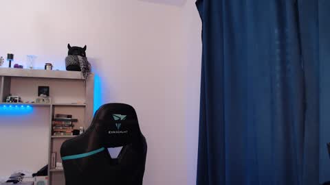 Snapshot of teddy_mode chatting on 8, 2, 2025 Teddy online show from 8, 2, 2025