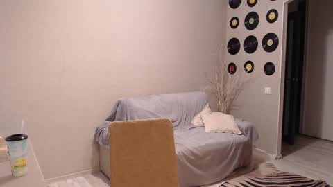 Snapshot of teddy_mode chatting on 29, 10, 2025 Teddy online show from 29, 10, 2025