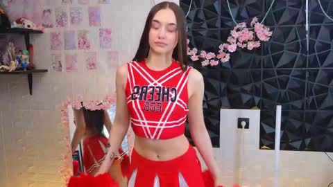 Snapshot of teeaapsex chatting on 26, 4, 2026 Alice and Cassie online show from 26, 4, 2026