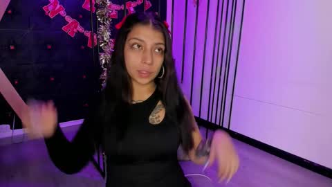 Tayloor online show from 14, 12, 2025