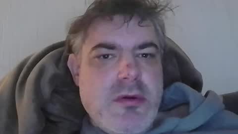 Snapshot of teeforyou chatting on 22, 4, 2026 Peter online show from 22, 4, 2026