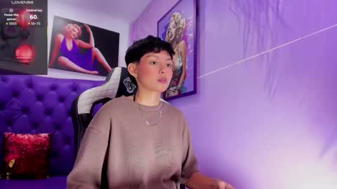 Snapshot of tefi_meow chatting on 9, 9, 2025 Stefani  online show from 9, 9, 2025