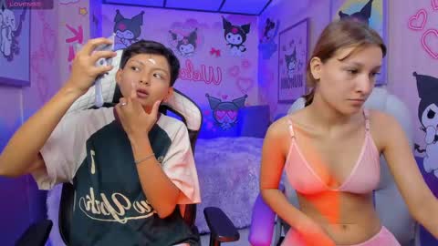 Snapshot of tefi_meow chatting on 4, 10, 2025 Stefani  online show from 4, 10, 2025