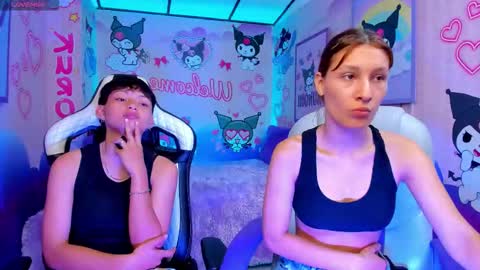 Snapshot of tefi_meow chatting on 6, 10, 2025 Stefani  online show from 6, 10, 2025