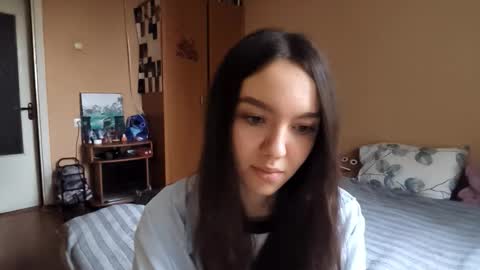 Kimi online show from 23, 11, 2025