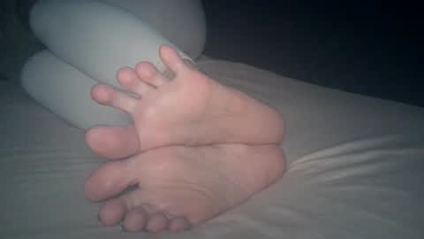 Viv West online show from 3, 2, 2026