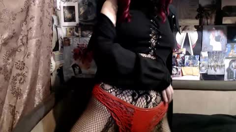 Snapshot of telema_ chatting on 9, 11, 2025 ruth online show from 9, 11, 2025