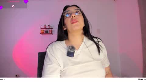 Snapshot of tellme_maddie chatting on 23, 2, 2026 Maddie online show from 23, 2, 2026