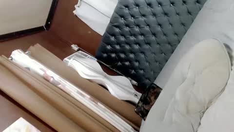 Snapshot of temptationofsex chatting on 3, 12, 2024 EVA GLASSCOTT online show from 3, 12, 2024