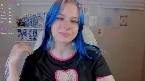 Snapshot of tender__kitty chatting on 30, 9, 2025 Sue online show from 30, 9, 2025