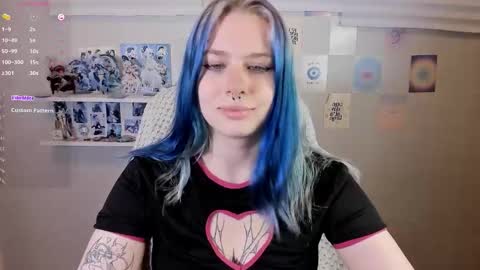 Snapshot of tender__kitty chatting on 10, 10, 2025 Sue online show from 10, 10, 2025