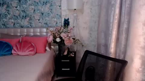 Tenderlybae online show from 28, 2, 2025