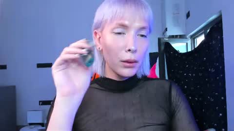 Kira online show from 4, 7, 2026