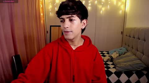 Snapshot of teobrowny_ chatting on 17, 12, 2024 teo brown Independent model online show from 17, 12, 2024