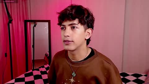 Snapshot of teobrowny_ chatting on 4, 1, 2025 teo brown Independent model online show from 4, 1, 2025