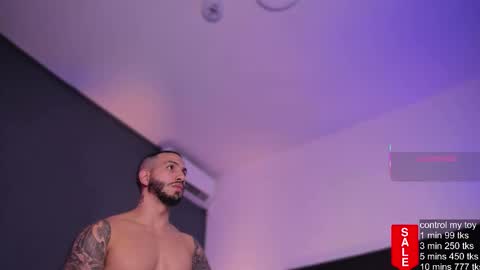 Teo Ferrer online show from 21, 10, 2025