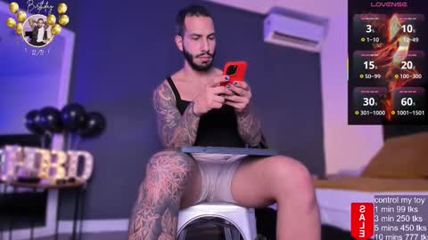 Teo Ferrer online show from 11, 11, 2025