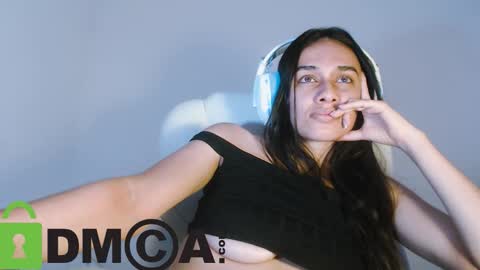 Snapshot of ter23m chatting on 1, 11, 2025 Lisa online show from 1, 11, 2025