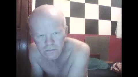 Snapshot of terdy2366 chatting on 24, 11, 2025 terdy2366 online show from 24, 11, 2025