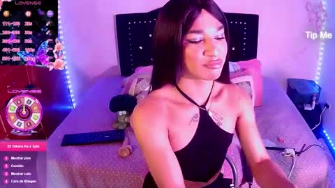 terra sunligth  indepent model online show from 15, 1, 2026