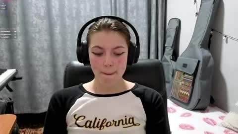 Anny Simpson online show from 16, 4, 2026