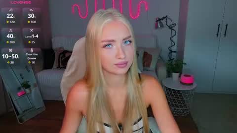 TessaHamilton online show from 1, 7, 2026