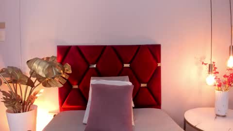 Tessamonroee online show from 28, 3, 2026