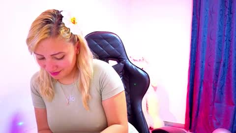 Snapshot of tessawhisnton chatting on 15, 1, 2026 Tessy online show from 15, 1, 2026