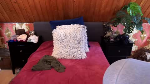 Tessa online show from 20, 4, 2026