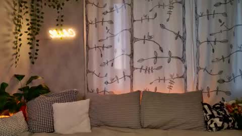 TESSA online show from 14, 11, 2025