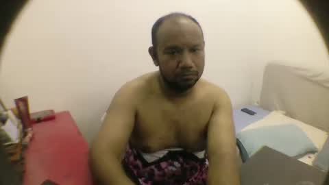 yours online show from 25, 11, 2025