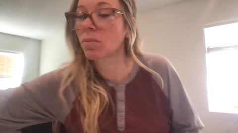 Daphne Summers online show from 22, 11, 2025