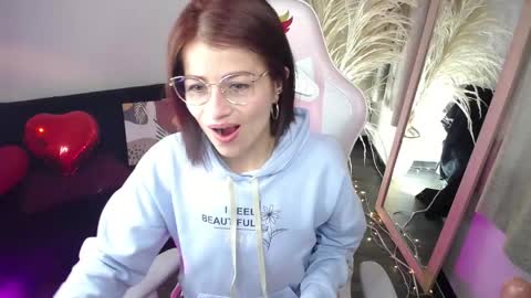 teylo_80as online show from 17, 4, 2026