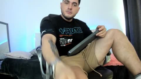 Snapshot of teylor_creed chatting on 20, 12, 2025 teylor creed online show from 20, 12, 2025