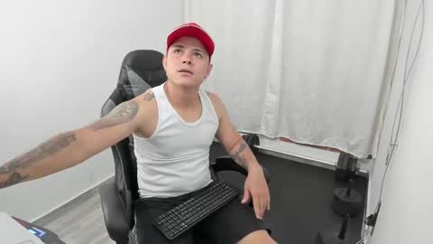 Teylor Fel online show from 17, 1, 2025